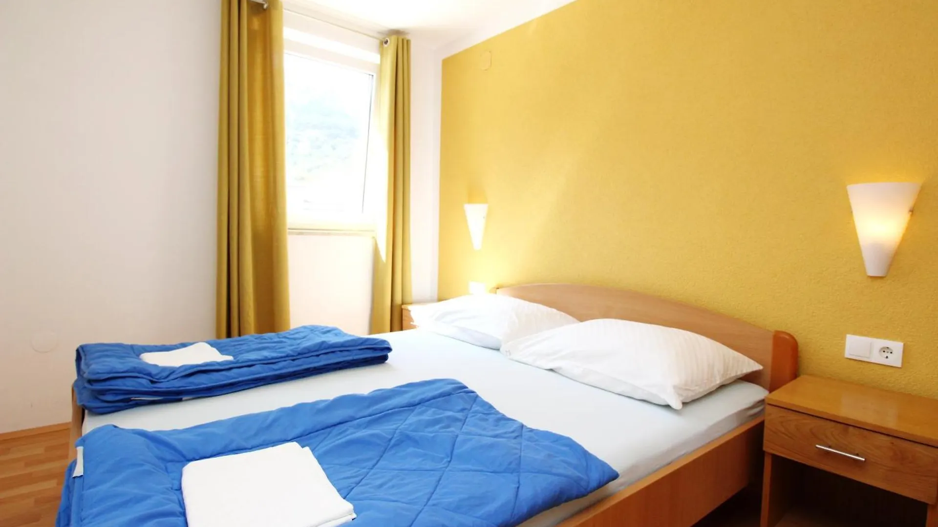 Apartments Mikulan Beach Baska