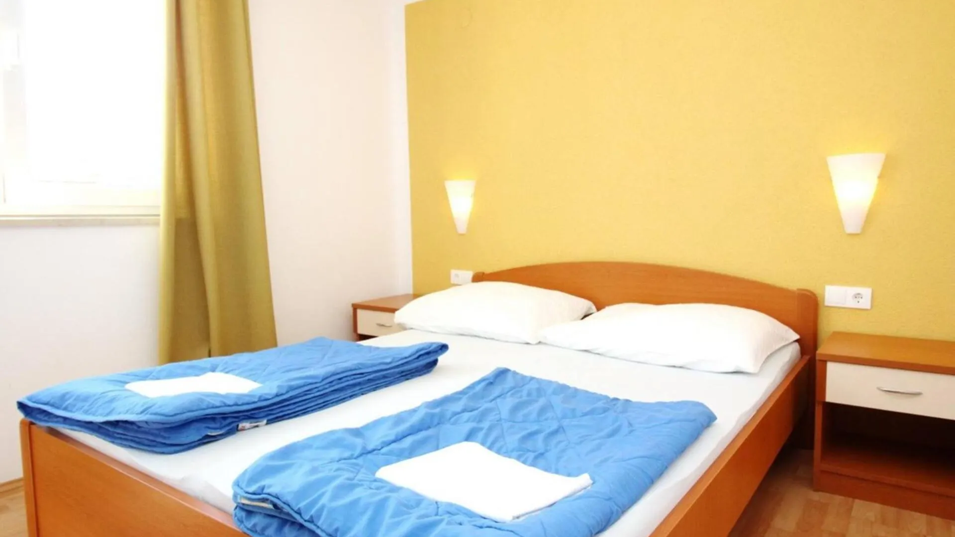 Apartments Mikulan Beach Baska