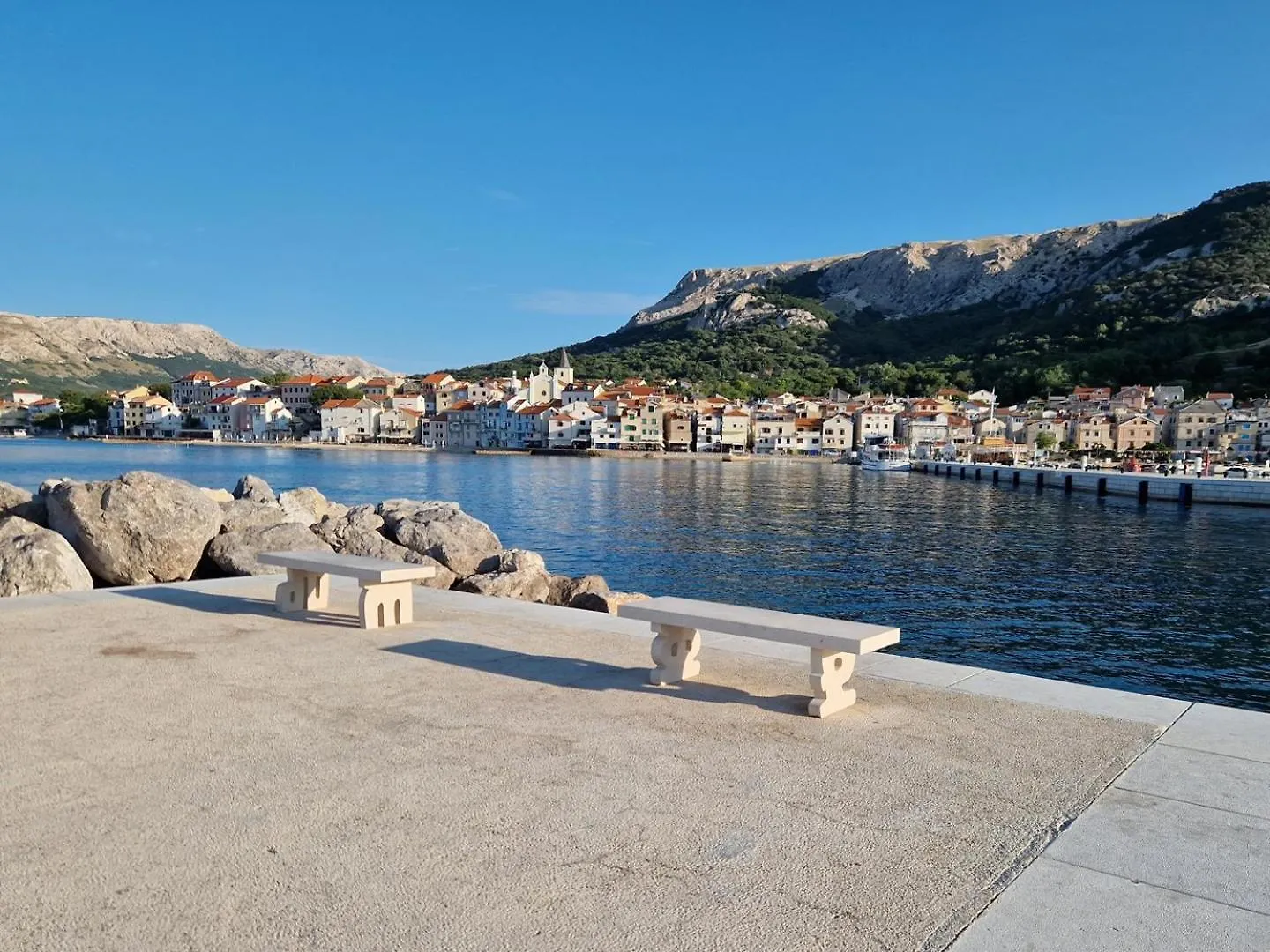 Apartments Mikulan Beach Baska  Baska (Krk)